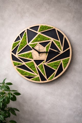 Drewniany zegar z mchem chrobotkiem o średnicy 80 cm