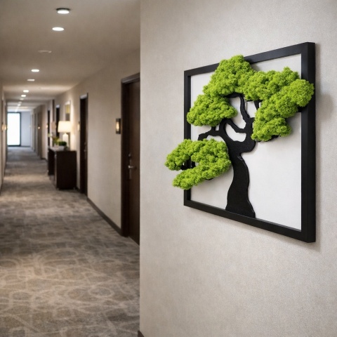 Drzewko Bonsai z mchem chrobotkiem w kwadratowej ramie