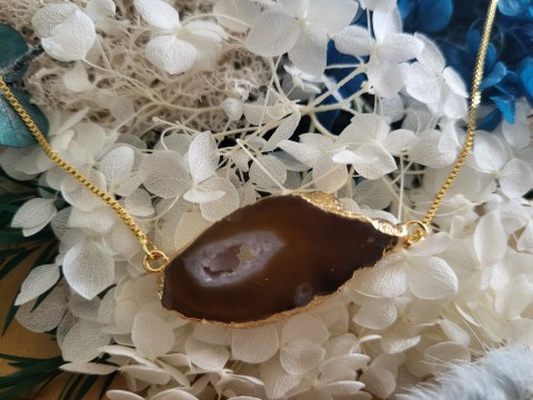 Naszyjnik z kamieniem naturalnym, agat brązowy