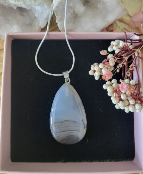 Naszyjnik z kamieniem naturalnym, agat kropla